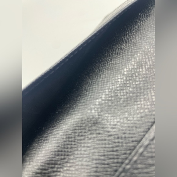 Louis Vuitton Epi Wallet - Picture 6 of 11